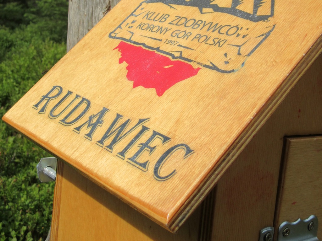 Rudawiec - skrzynką z pieczątką Klubu Zdobywców Korony Gór Polski