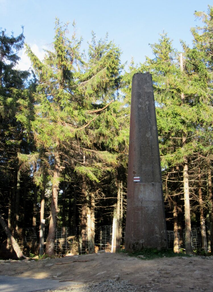 Obelisk na Radziejowej
